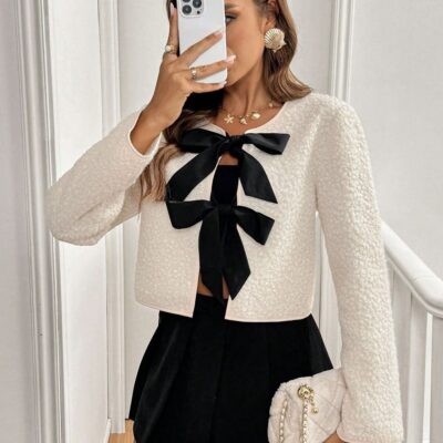 Chaqueta elegante con lazos delanteros